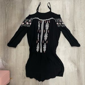 Mid sleeve romper
